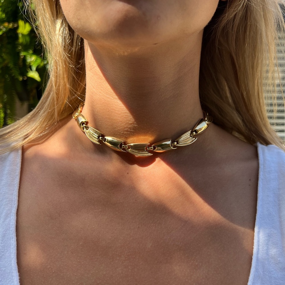 Vintage Elegant Gold Choker Necklace
